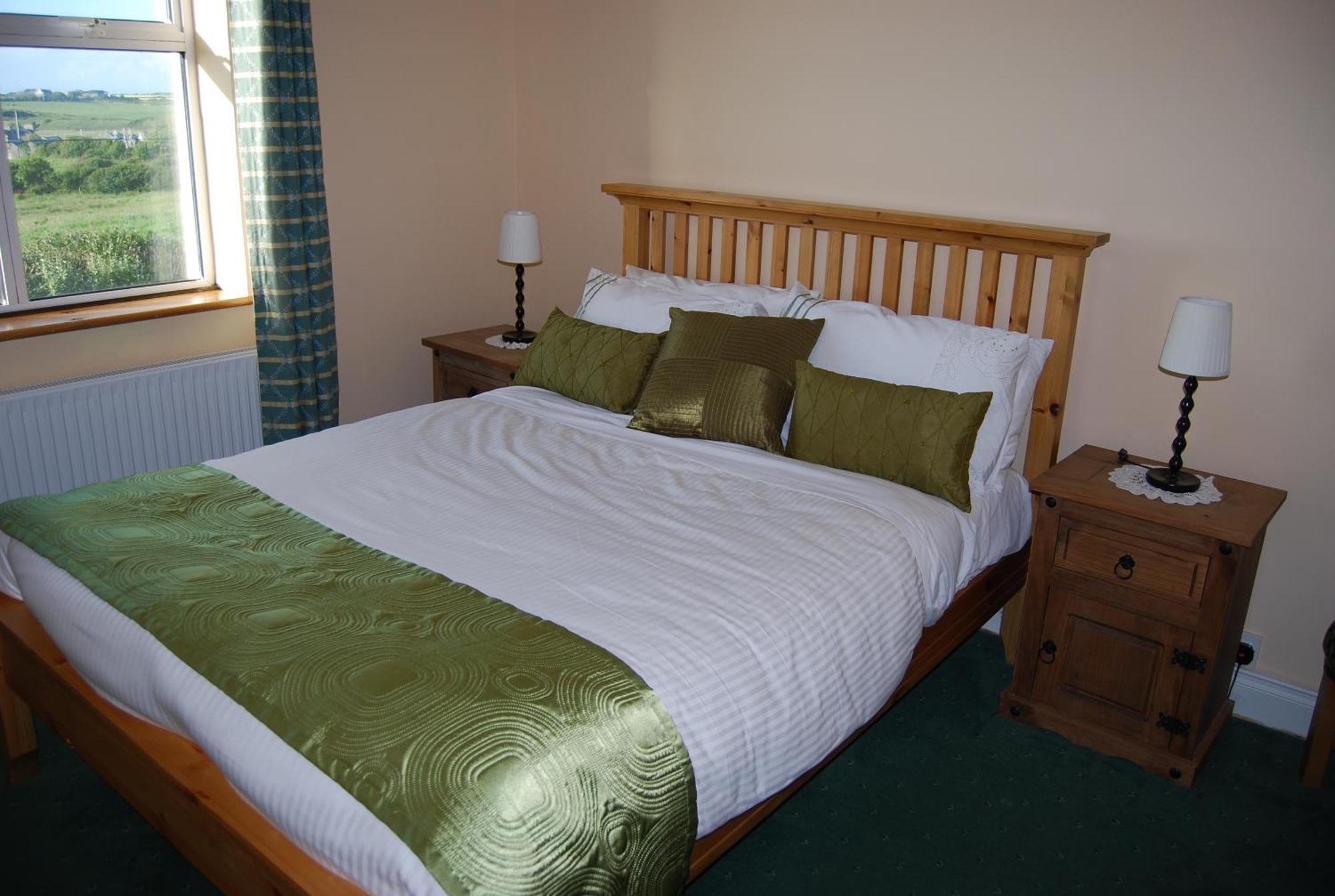 Clonmore Lodge B&B Quilty Eksteriør billede